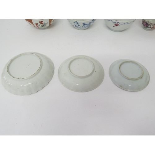 6031A - 19th Century Oriental tea bowls and saucers