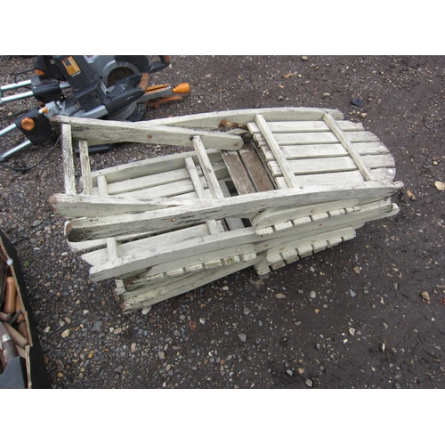 3614 - Four wooden folding garden chairs         (E) £10-20