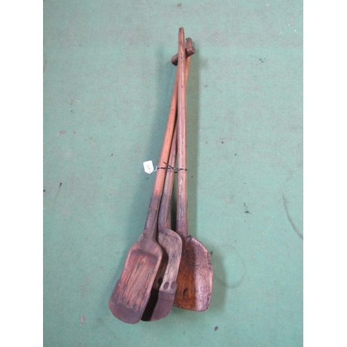 5068 - Three metal tipped wooden ditching spades