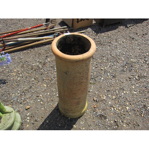 3633 - A terracotta cannon top chimney pot