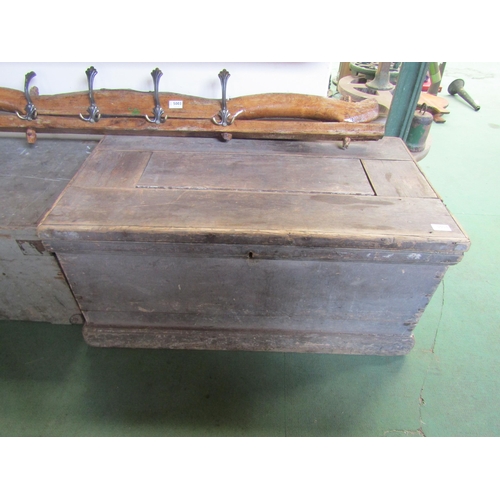 5004 - A pine fitted carpenters chest