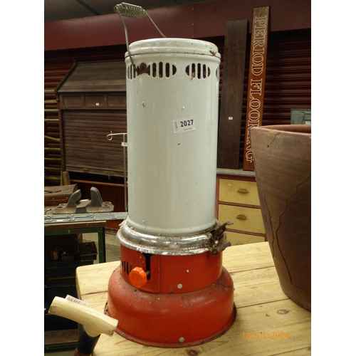 2027 - A greenhouse valor paraffin heater