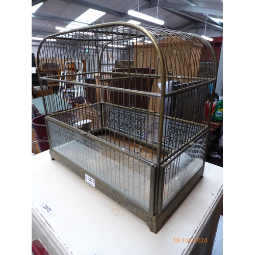 2071 - A Victorian brass bird cage W:42cm H:37cm