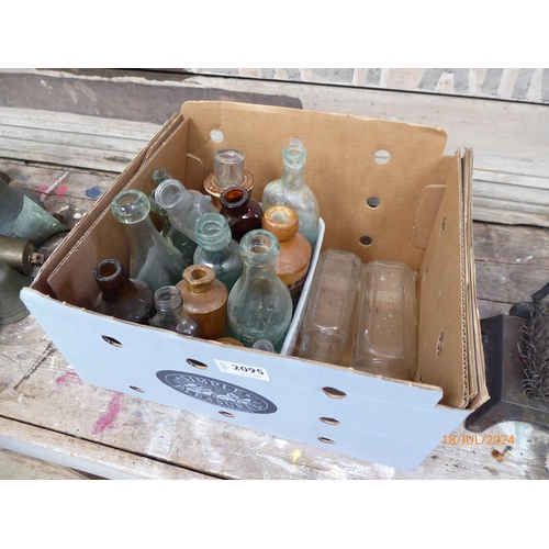 2095 - A selection of glass bottles and stoneware     (Meadow) (E) £8-12