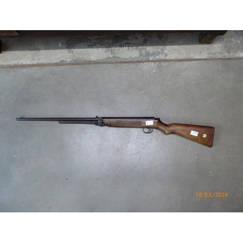 2112 - A vintage Webley Mark 3 .22 air rifle