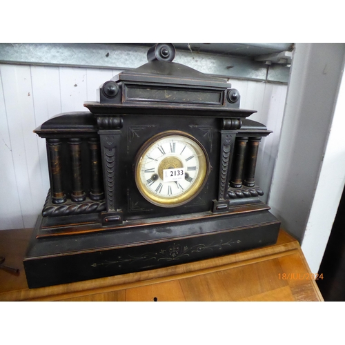 2133 - Two overmantel clocks