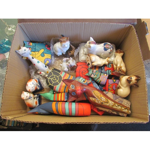 1419 - A box of miscellaneous ceramic and highly decorated wooden cat figurines