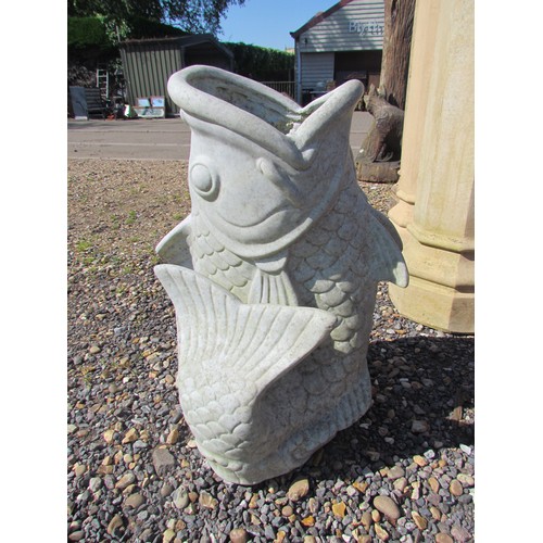 1052 - A modern resin stone-effect planter as a gasping fish. Height: 62cm