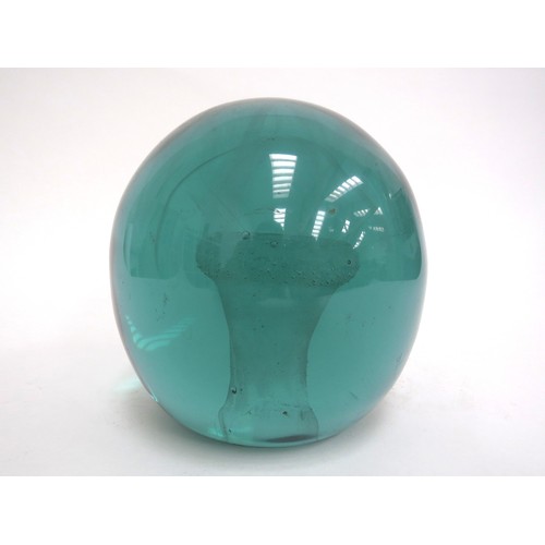 6607 - A large Victorian green glass dump with inclusion of a cascading water fountain, 12cm tall