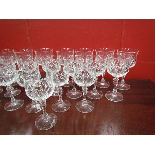 4198 - A suite of 25 heavy crystal wine glasses in two sizes