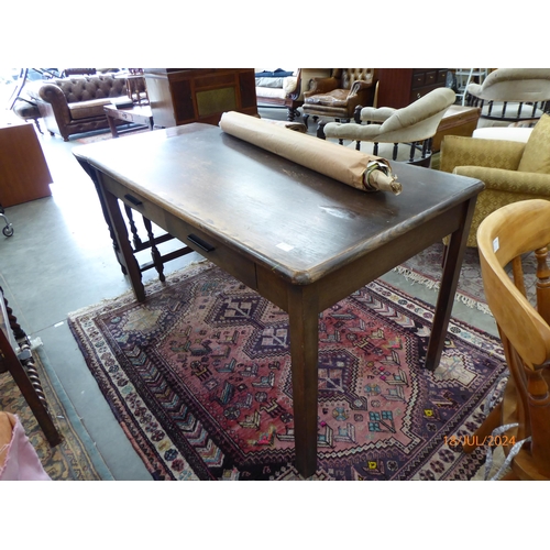 2246 - An early to mid 20th Century oak two drawer desk on square legs