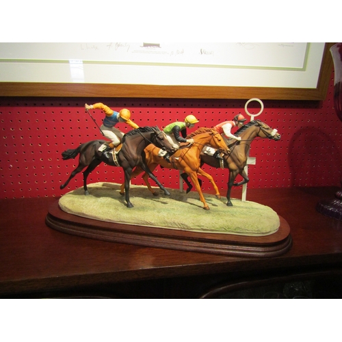 4027 - A Border Fine Arts horse racing scene: 