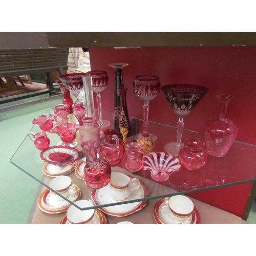 4287 - A quantity of miscellaneous ruby and cranberry glassware to include a pair of ruby cut wine glasses,... 