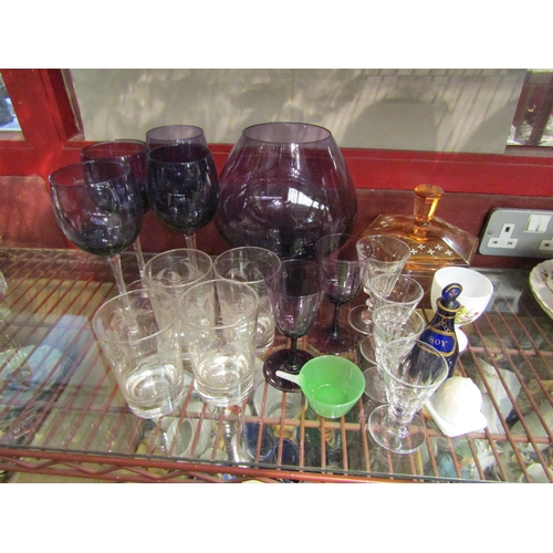 4492 - Twenty pieces of Victorian and later coloured and white glassware