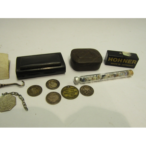 4438 - A bag of miscellaneous, miniature nipper tin with playing card, guilloche pen knife, Hohner mouth or... 