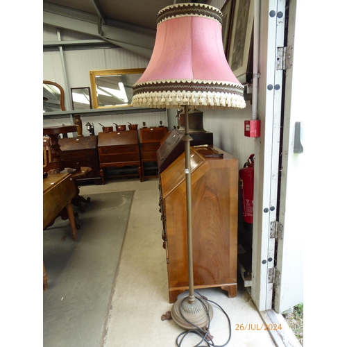 2172 - A Victorian brass standard lamp