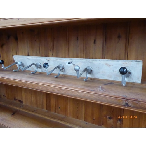 2285 - An Industrial coat rack