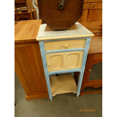 2312 - A 19th Century marble topped French painted pot cupboard