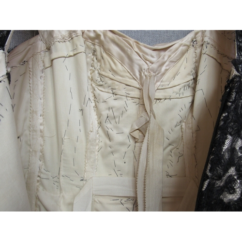 1296 - A stunning rare Mid Century cocktail dress by Yaga - The Madison Avenue, New York Couturier.  The to... 