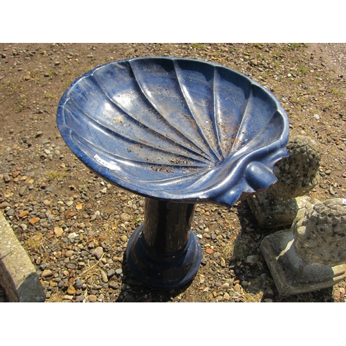 3578 - A blue glazed shell form birdbath a/f