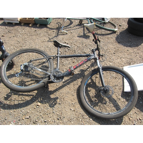 3592 - A Carrera front suspension bike