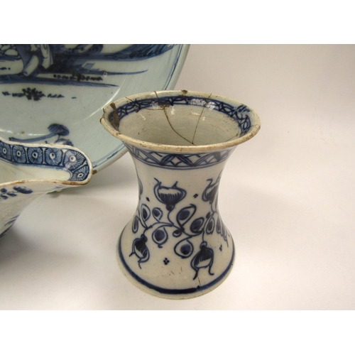 6006 - Chinese blue and white dish, tankard and two associated items, restoration present