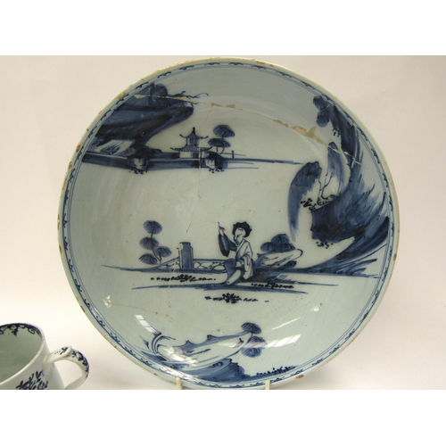 6006 - Chinese blue and white dish, tankard and two associated items, restoration present