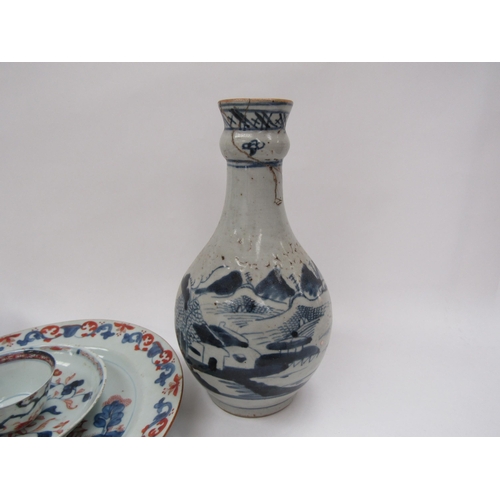 6033 - 18th Century blue and white bulbous bottle vase, crack to top, 24cm tall, tea cannister, tea bowls a... 