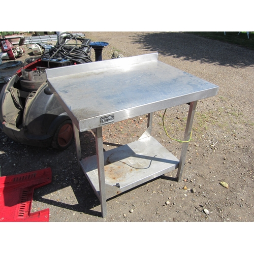 3603 - A stainless steel work table