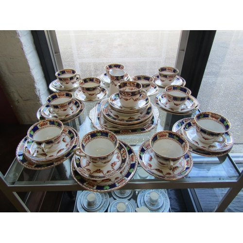 1002 - An extensive collection of Osborne China 