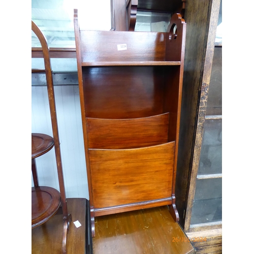 2185 - An Edwardian mahogany magazine rack