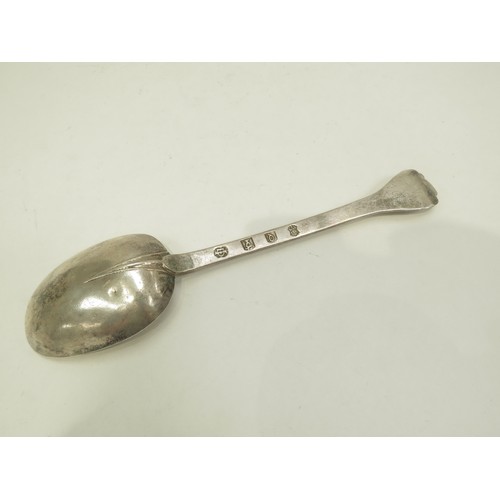 6695 - A 17th Century Norwich silver spoon by James Daniel dated 1691 with clear struck marks, terminal wit... 