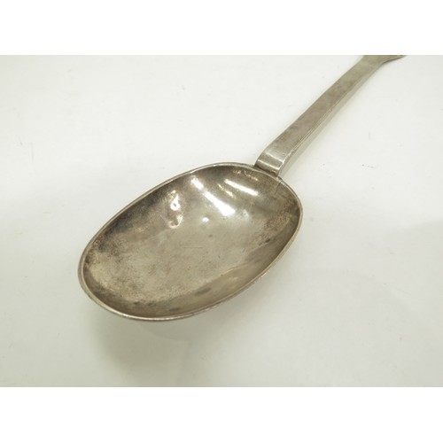 6695 - A 17th Century Norwich silver spoon by James Daniel dated 1691 with clear struck marks, terminal wit... 