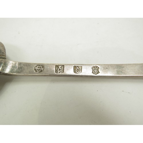 6695 - A 17th Century Norwich silver spoon by James Daniel dated 1691 with clear struck marks, terminal wit... 