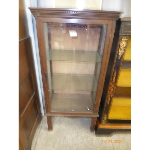 2145 - A 1930s display cabinet