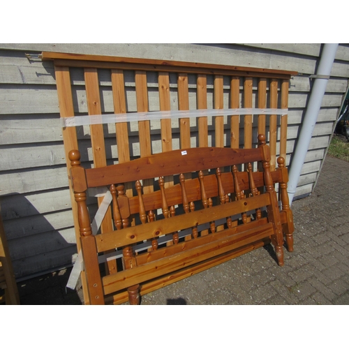 2465 - A pine double bed frame