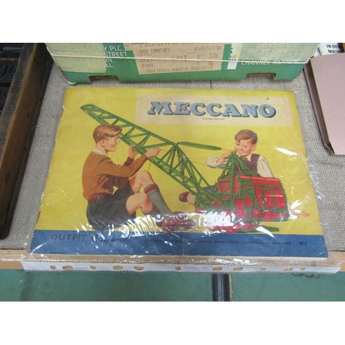 4243 - A Meccano Outfit No.2 Instruction Booklet