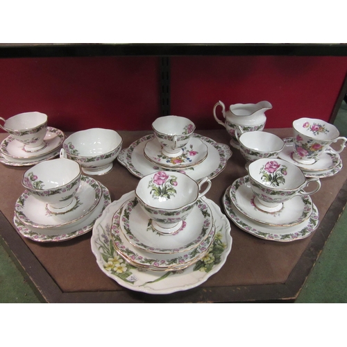 4005 - A selection of Royal Albert ceramics, mainly 