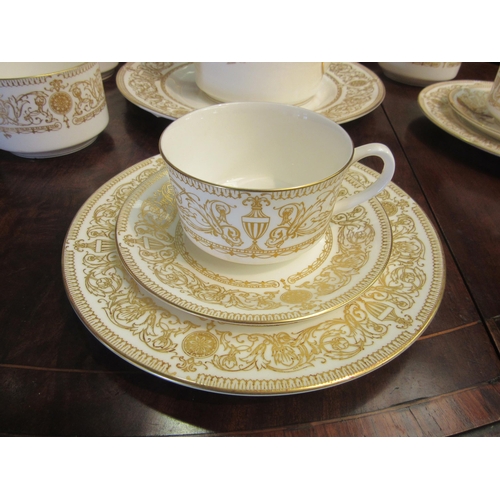 4085 - A selection of Royal Worcester 