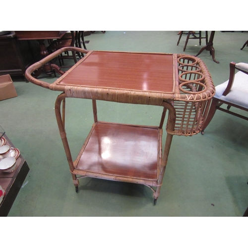4195 - A 1940's bamboo and veneered drinks trolley, 82cm tall x 87cm long x 54cm wide