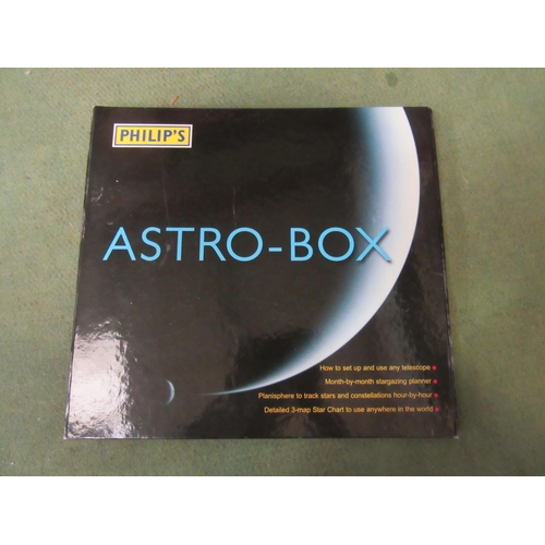 4199 - A Meade ETX telescope on tripod, with bag and case containing accessories including Autostar remote ... 