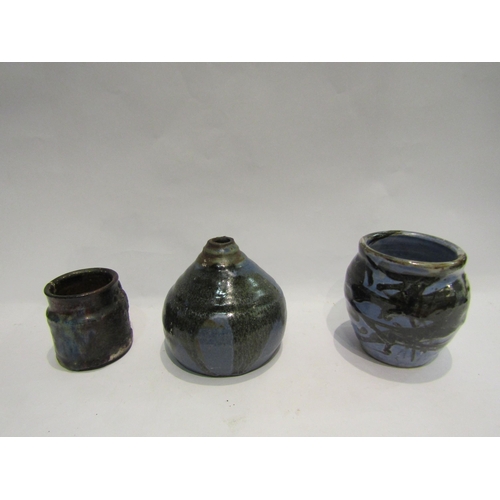 4428 - ELSI LIDZEY (1932-2022): Three pieces of slipware pottery to include lamp base and two pots, tallest... 