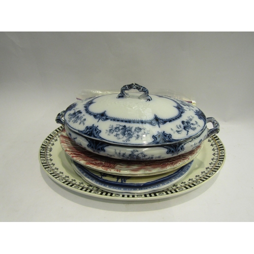 4480 - A selection of assorted ceramics including Doulton 