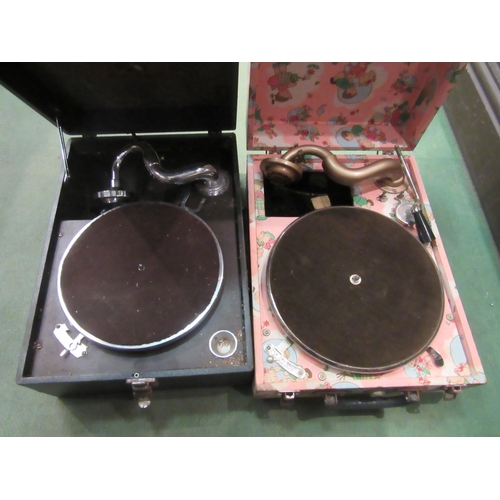 4218 - A child's gramophone and a His Masters Voice example