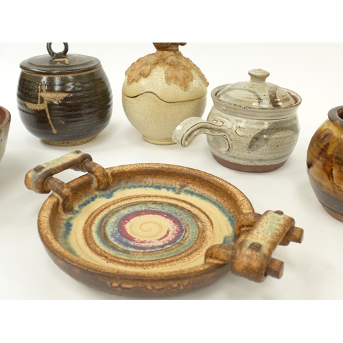 7070 - A collection of studio pottery to include Bernard Rooke lidded pot, Charlie Tustin pot, lidded canis... 