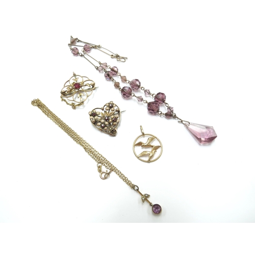 6428 - A 9ct gold necklace hung with an amethyst and seed pearl drop, a heart shaped brooch stamped 9ct, st... 