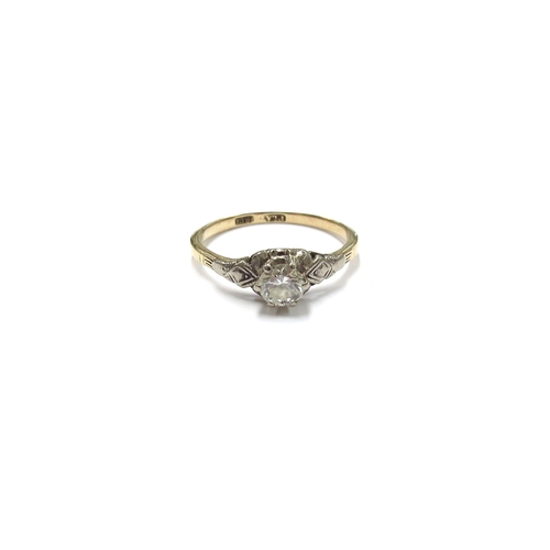 6297 - An 18ct/plat set diamond solitaire ring, 0.30ct approx. Size L/M, 1.9g