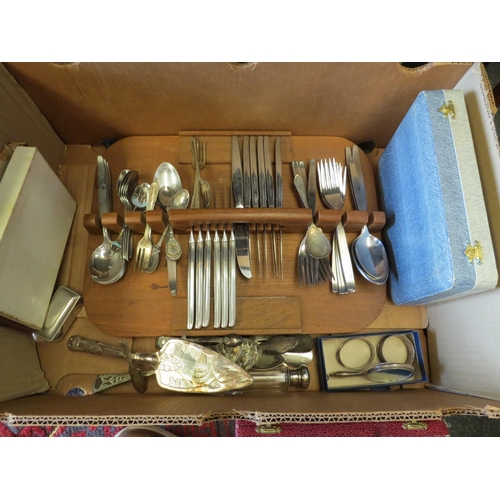 1271 - A box containing a quantity of cutlery and metalwares