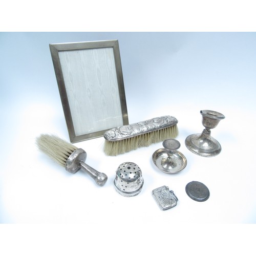 6419 - Miscellaneous silver and plated ware including an Alpaca, an Argentina plated picture frame, a silve... 