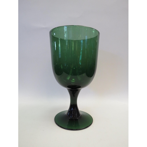 1354 - A large Victorian green shop display glass, 32cm tall